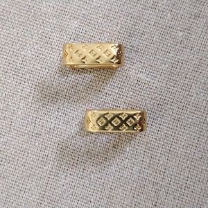 Gold fashion earrings